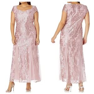 Brianna Women's Plus Size Pink Floral Embroidered Cap Sleeved Gown with Mesh